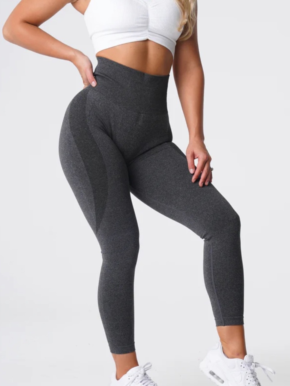 NVGTN Seamless High-Waist Black Speckled Contour Leggings